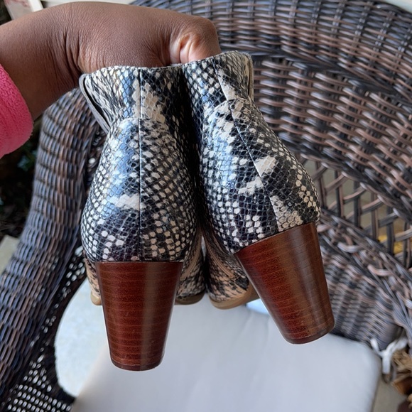 Vionic Windom Boot 11 - Picture 6 of 14